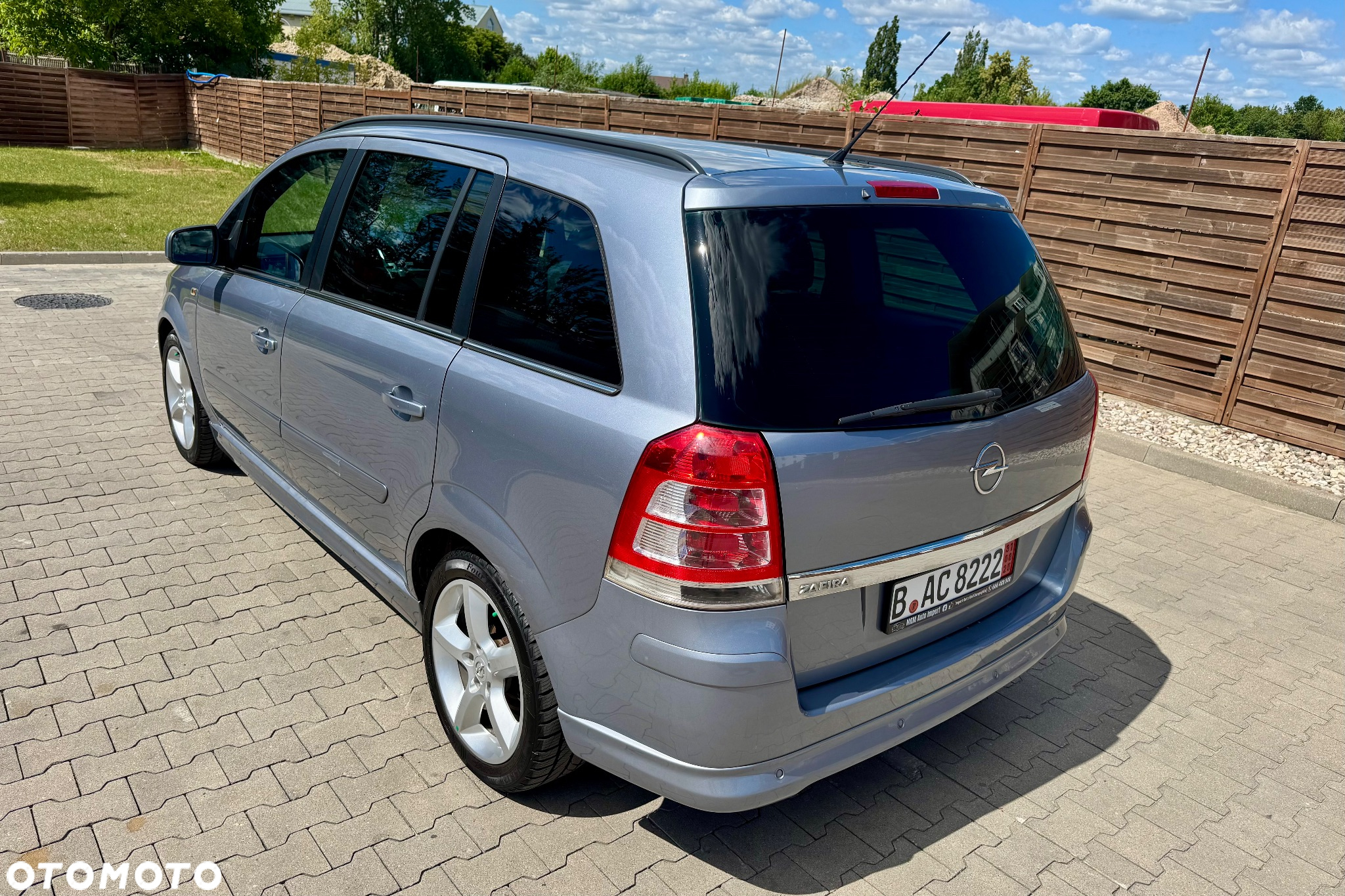 Opel Zafira - 12
