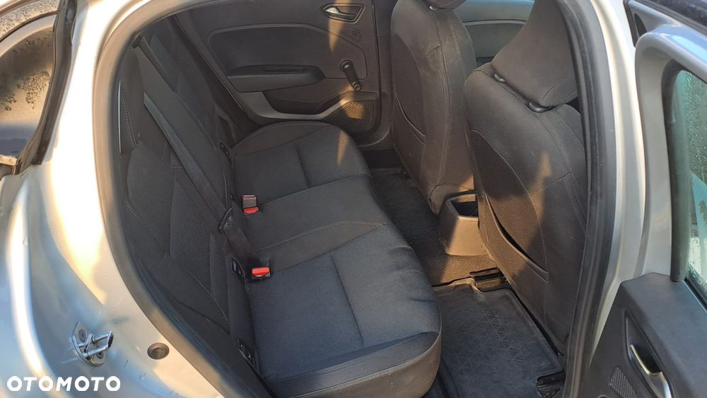 Renault Clio 1.0 TCe Zen - 12
