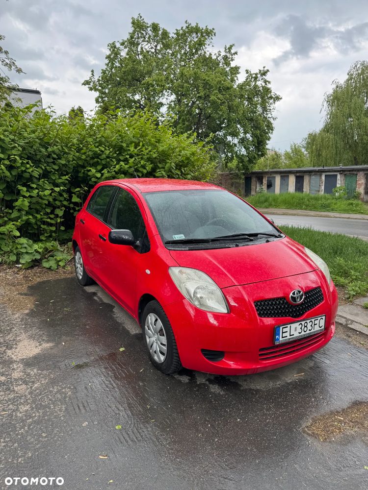 Toyota Yaris 1.0 Luna - 3