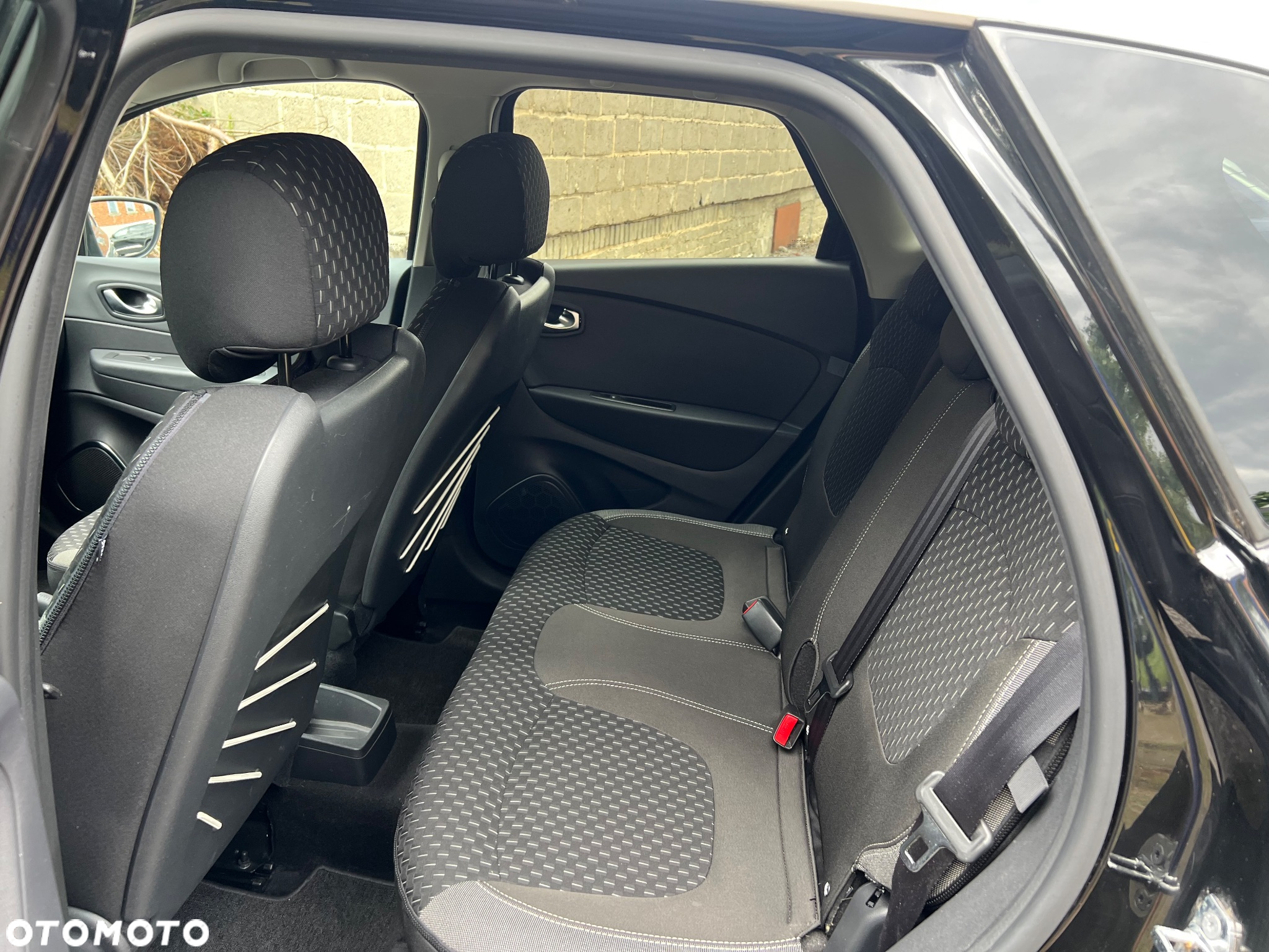 Renault Captur (ENERGY) TCe 90 INTENS - 23