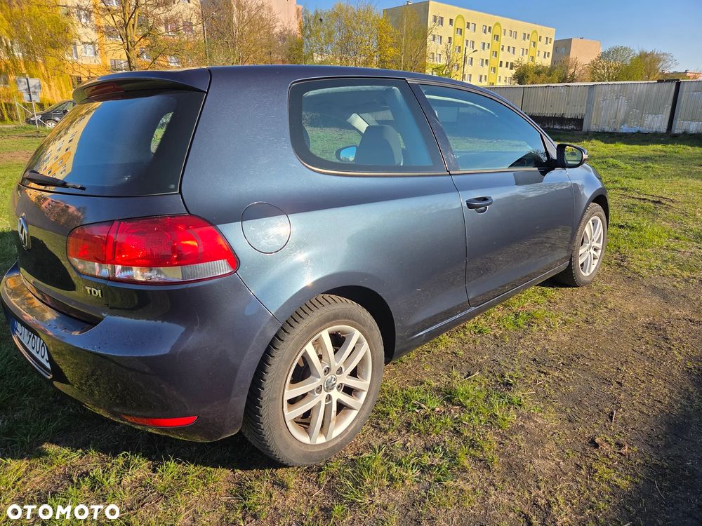 Volkswagen Golf 2.0 TDI DPF DSG Comfortline - 2