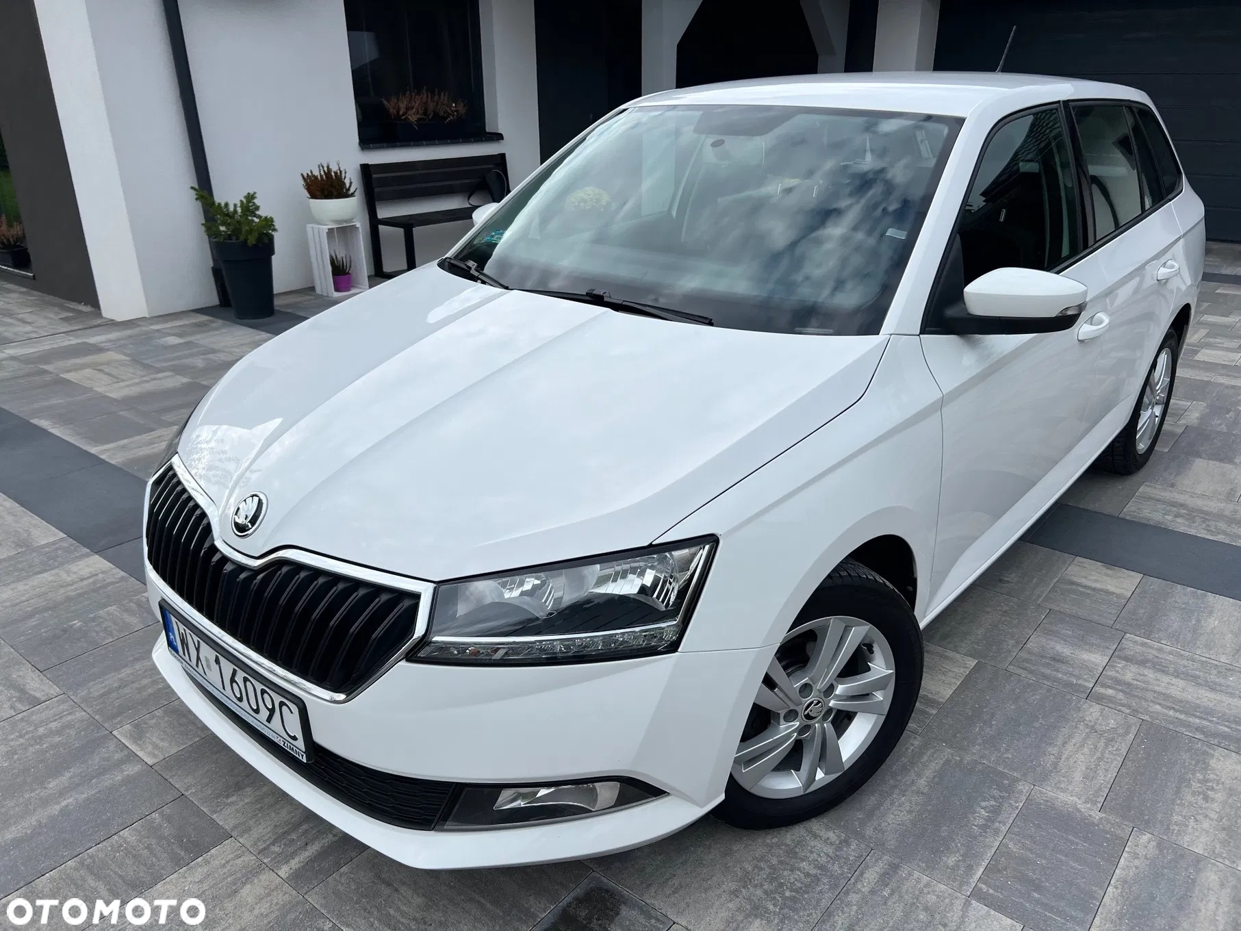 Skoda Fabia 1.0 TSI Ambition - 10