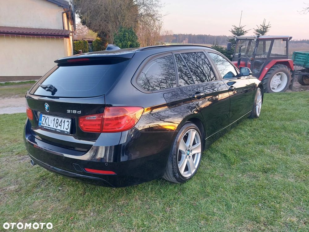 BMW Seria 3 318d DPF - 16