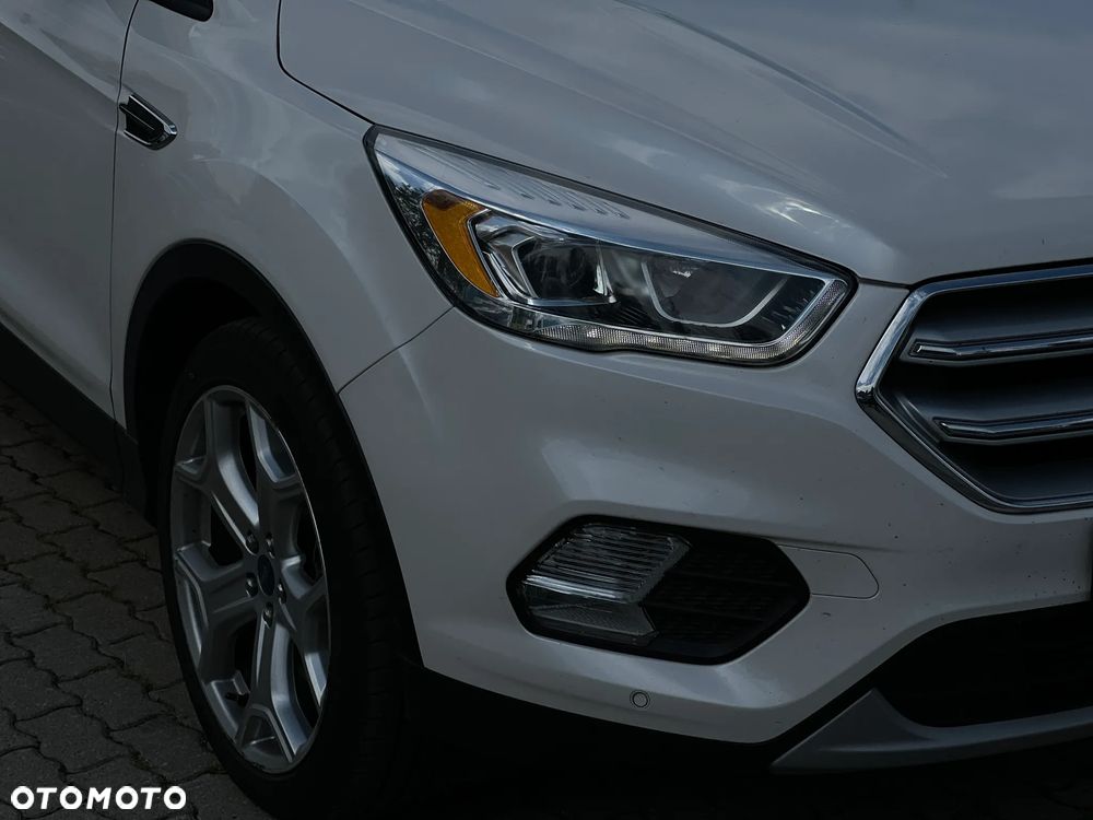 Ford Kuga - 9