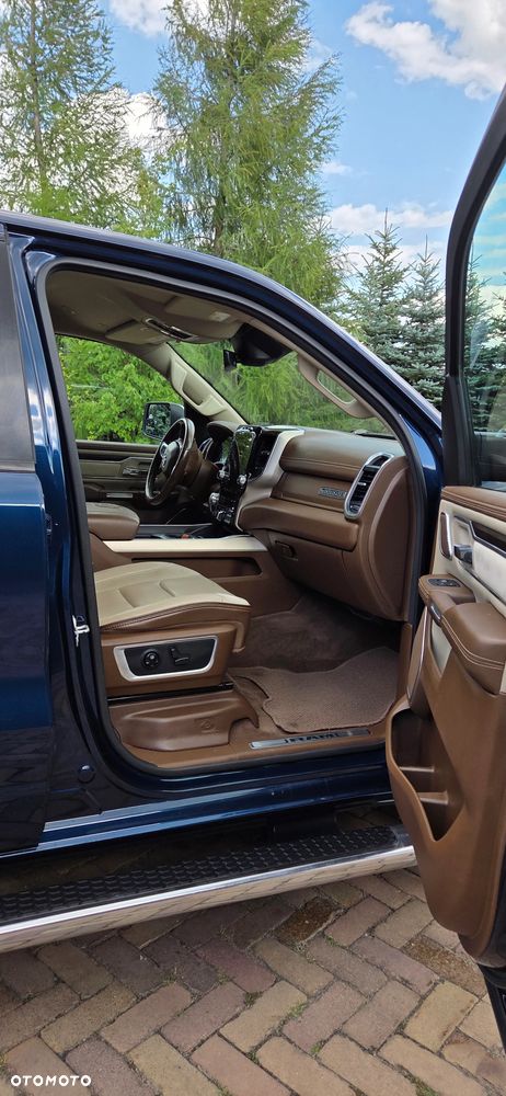 RAM 1500 5.7 Crew Cab Laramie - 9