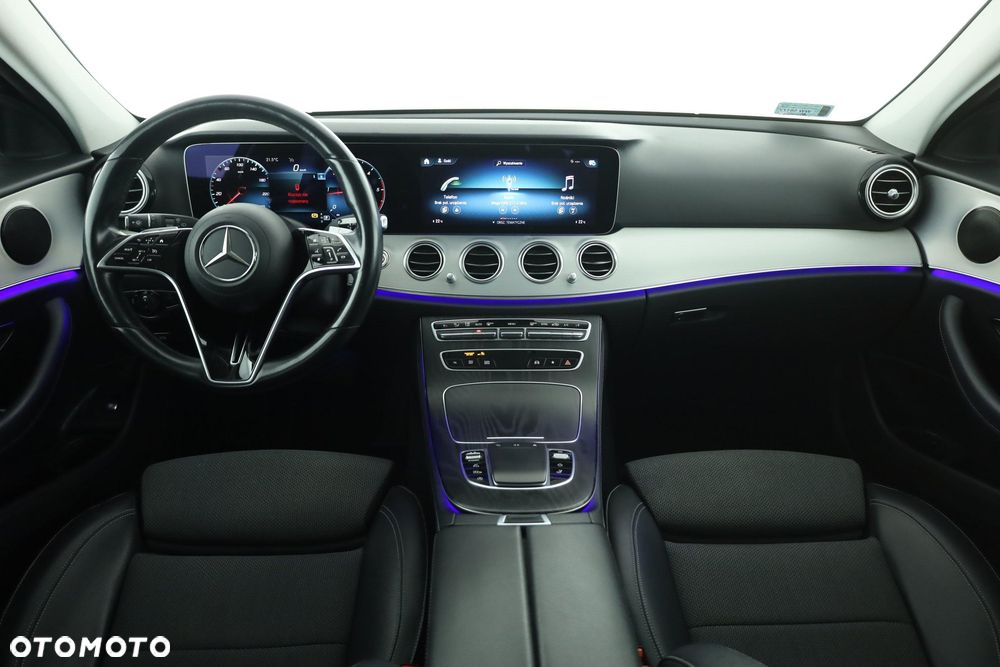 Mercedes-Benz Klasa E 220 d 4-Matic Avantgarde - 8