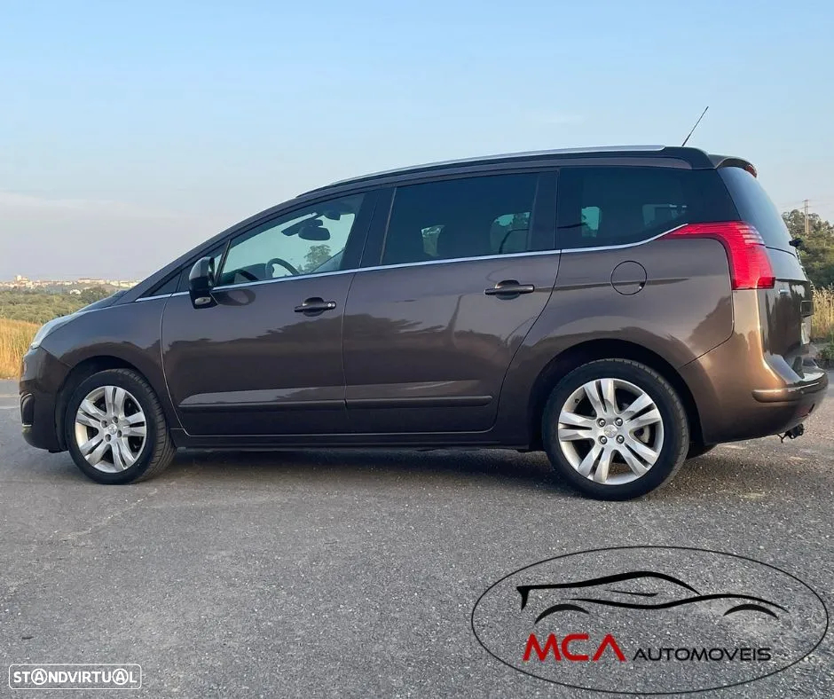 Peugeot 5008 1.6 BlueHDi Allure J17 - 4