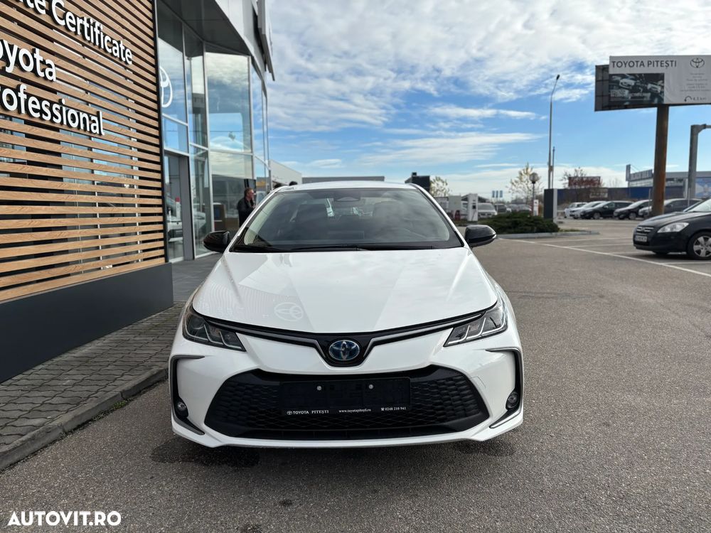 Toyota Corolla Sedan 1.8 HSD Eco - 8