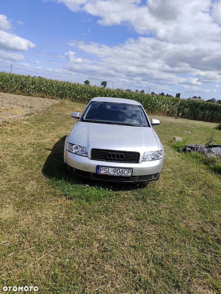 Audi A4 Limousine - 6