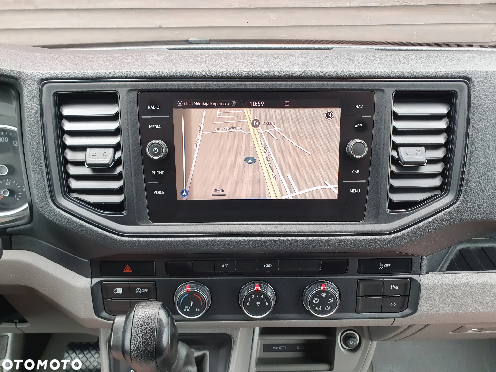 Volkswagen CRAFTER - 30