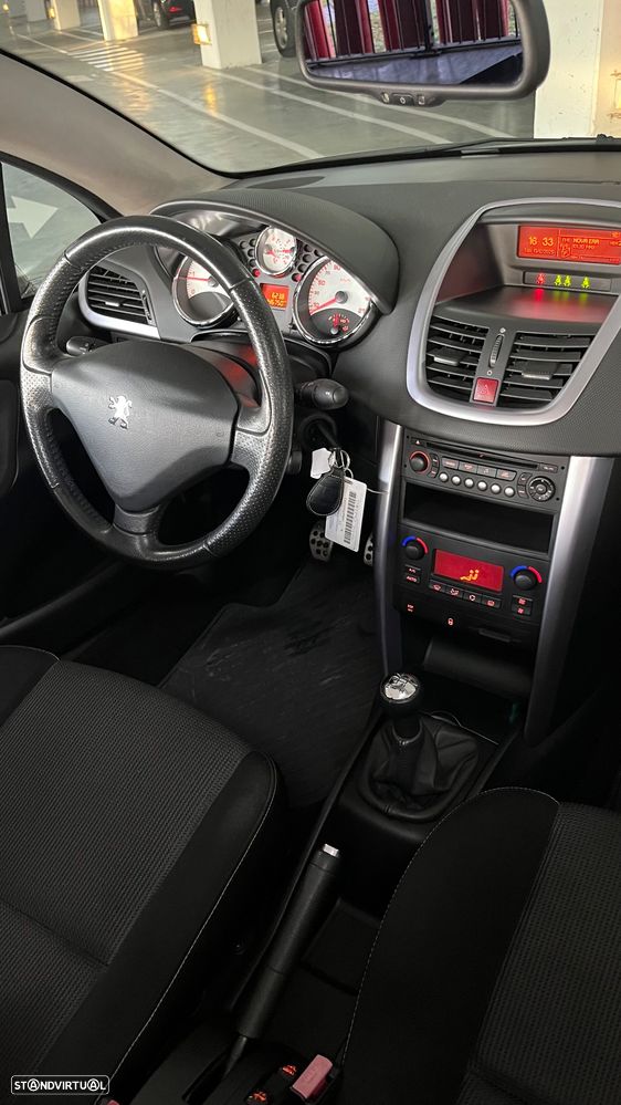 Peugeot 207 CC 1.6 HDi FAP Sport - 12