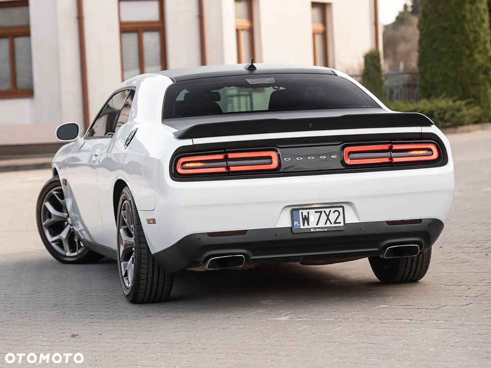 Dodge Challenger 5.7 R/T - 7