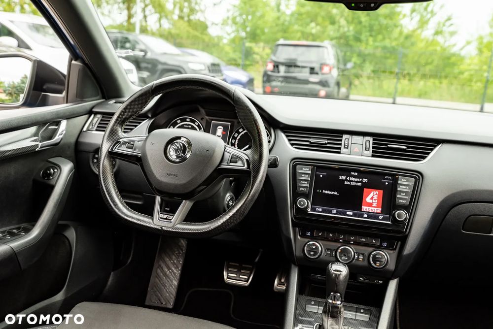 Skoda Octavia 2.0 TSI (Green tec) DSG RS - 27