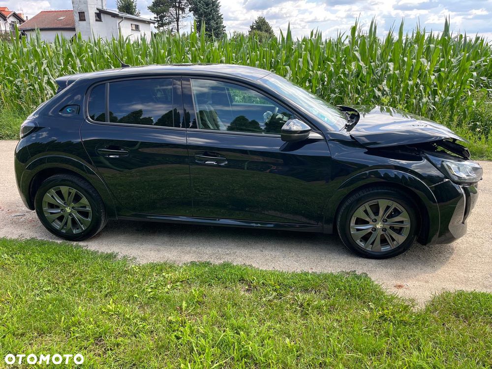 Peugeot 208 - 6