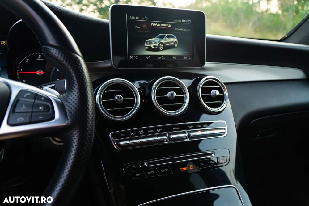 Mercedes-Benz GLC 220 d 4Matic 9G-TRONIC AMG Line - 21