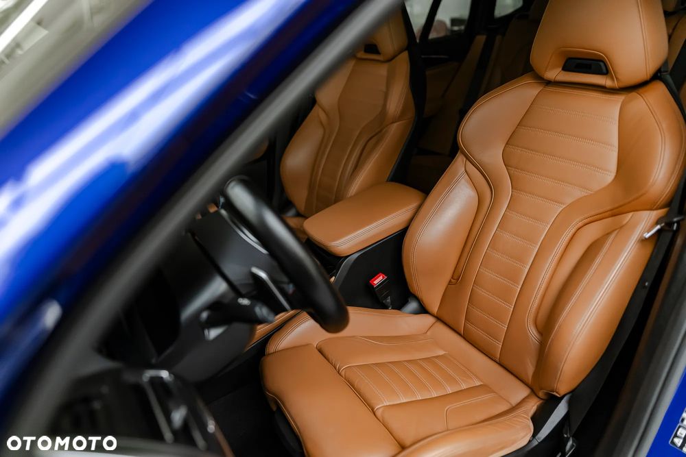 BMW X4 xM40i - 27