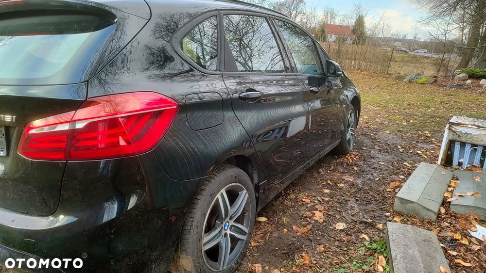 BMW Seria 2 218i - 2