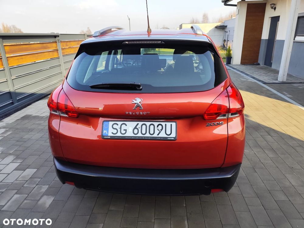 Peugeot 2008 1.2 Pure Tech Active - 10