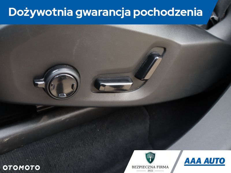 Volvo XC 90 - 22