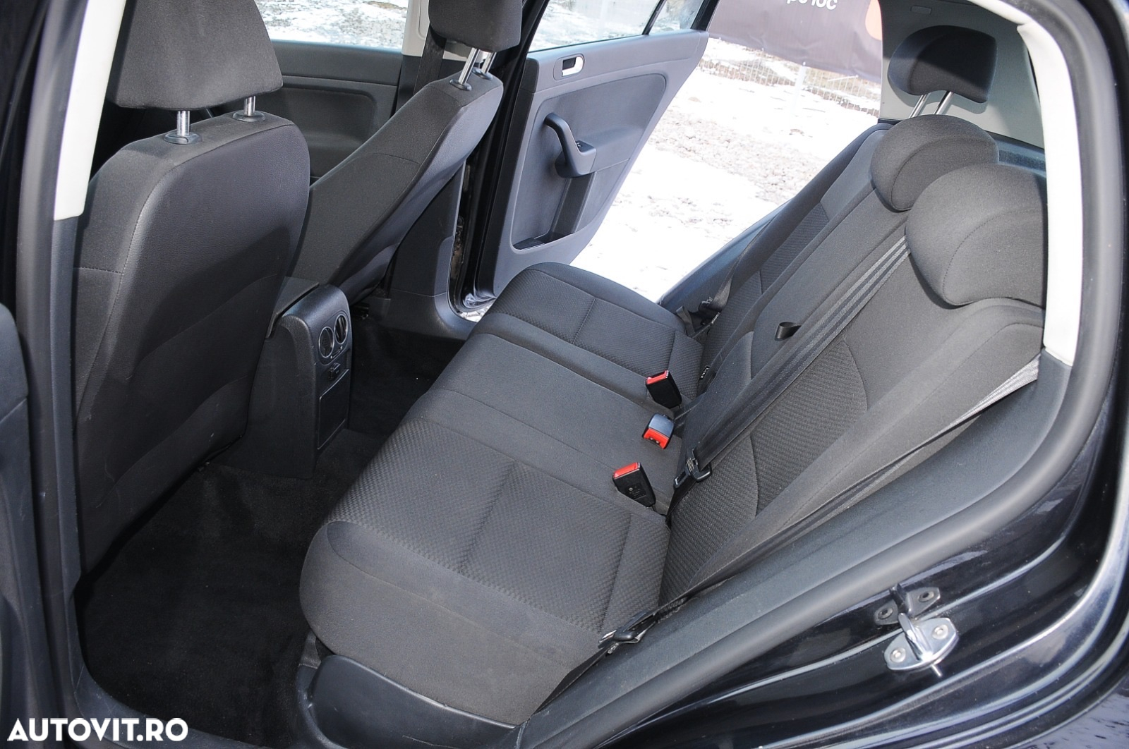 Volkswagen Golf Plus 2.0 TDI DPF Trendline - 11