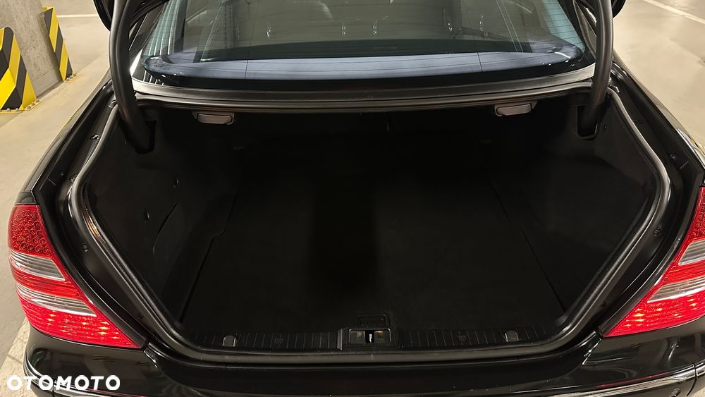 Mercedes-Benz Klasa E 350 7G-TRONIC Avantgarde - 27