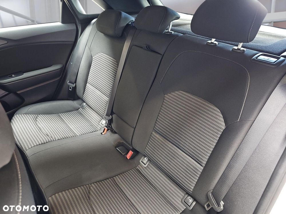 Kia Ceed 1.5 T-GDI M - 11
