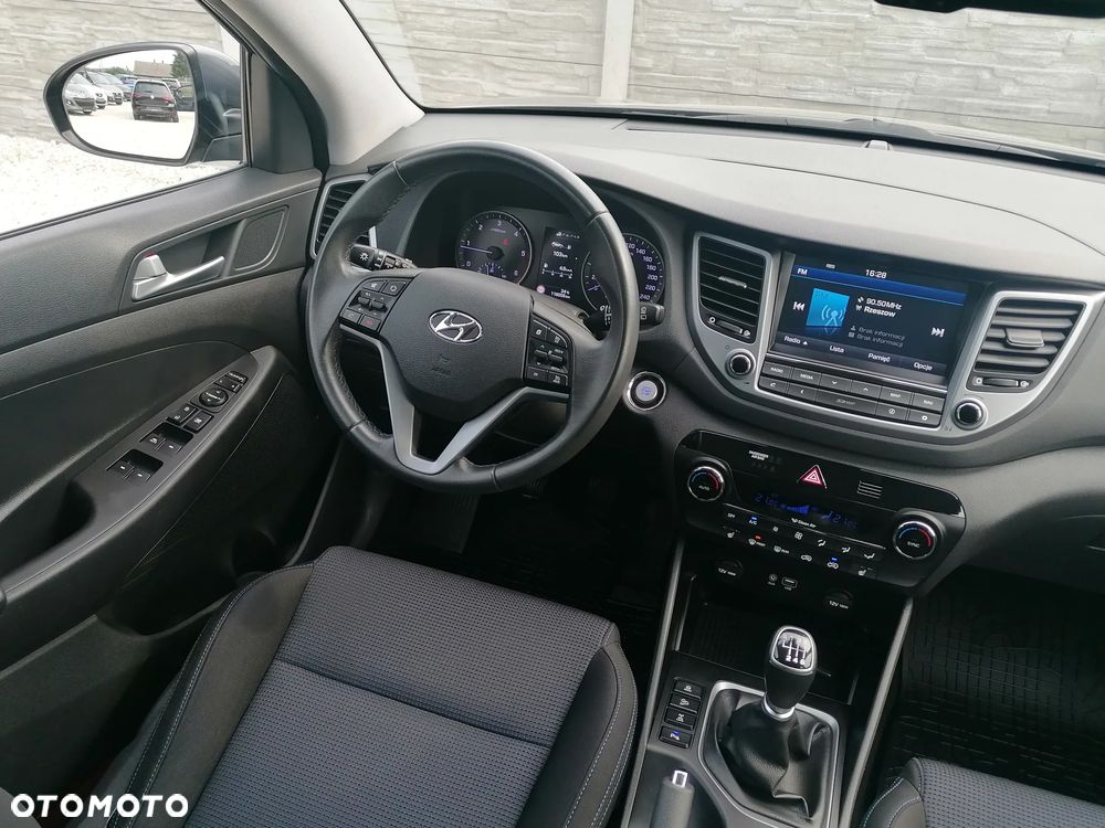 Hyundai Tucson 2.0 CRDI 4WD Style - 13