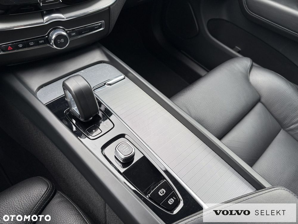 Volvo XC 60 - 13