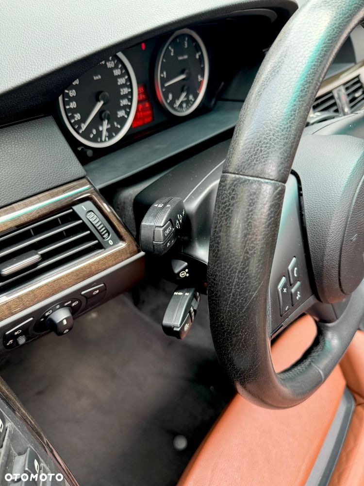 BMW Seria 5 - 13