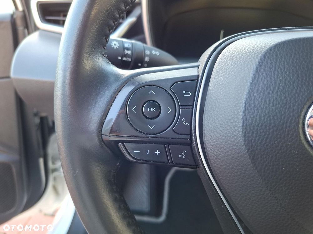 Toyota Corolla 1.8 Hybrid Comfort - 19