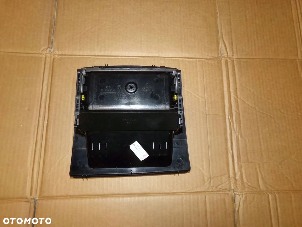 SCHOWEK DESKI ROZDZIELCZEJ VW TOURAN - 4