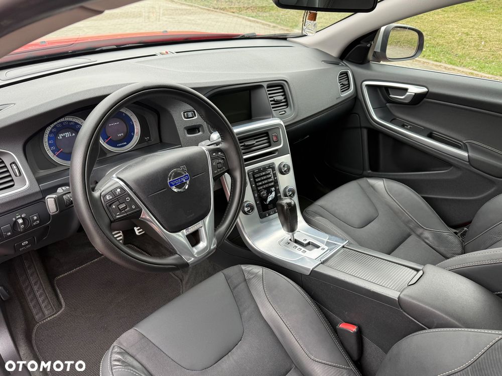 Volvo S60 D4 Geartronic Summum - 9