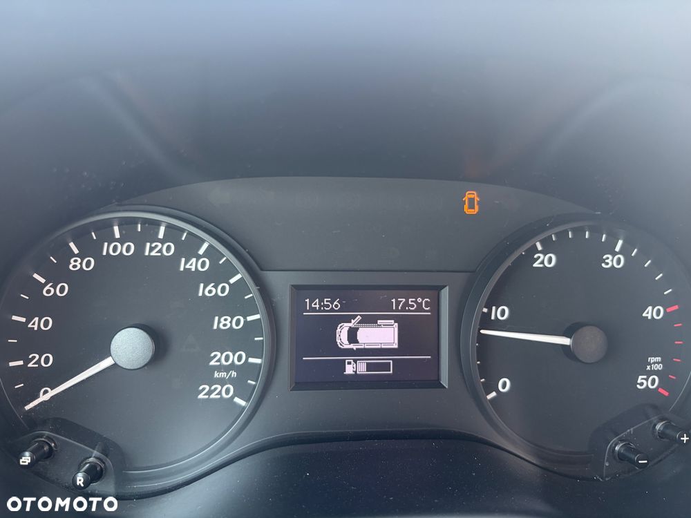 Mercedes-Benz Vito - 21