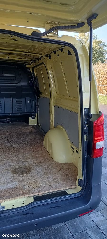 Mercedes-Benz Vito - 18
