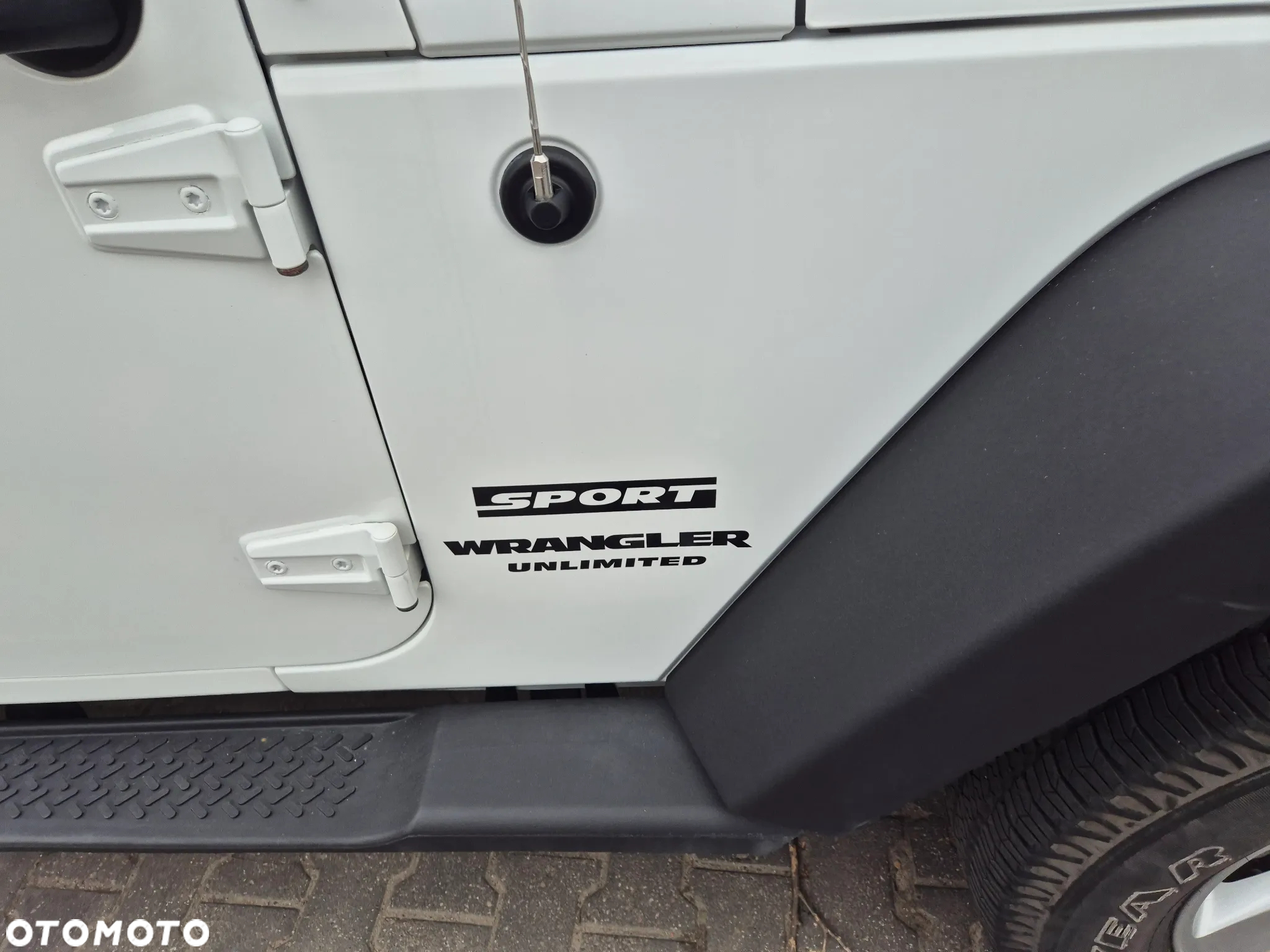 Jeep Wrangler - 15