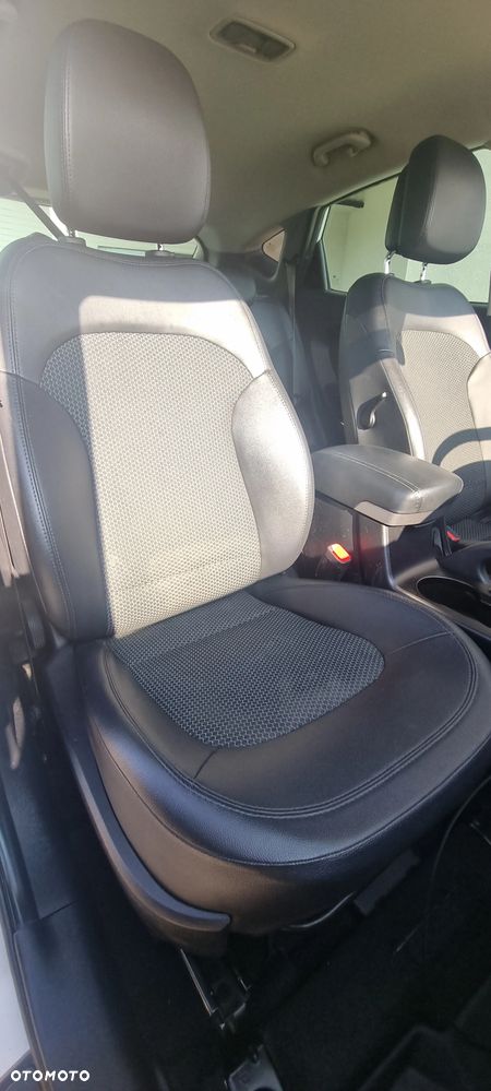 Hyundai ix35 2.0 CRDi Premium - 30