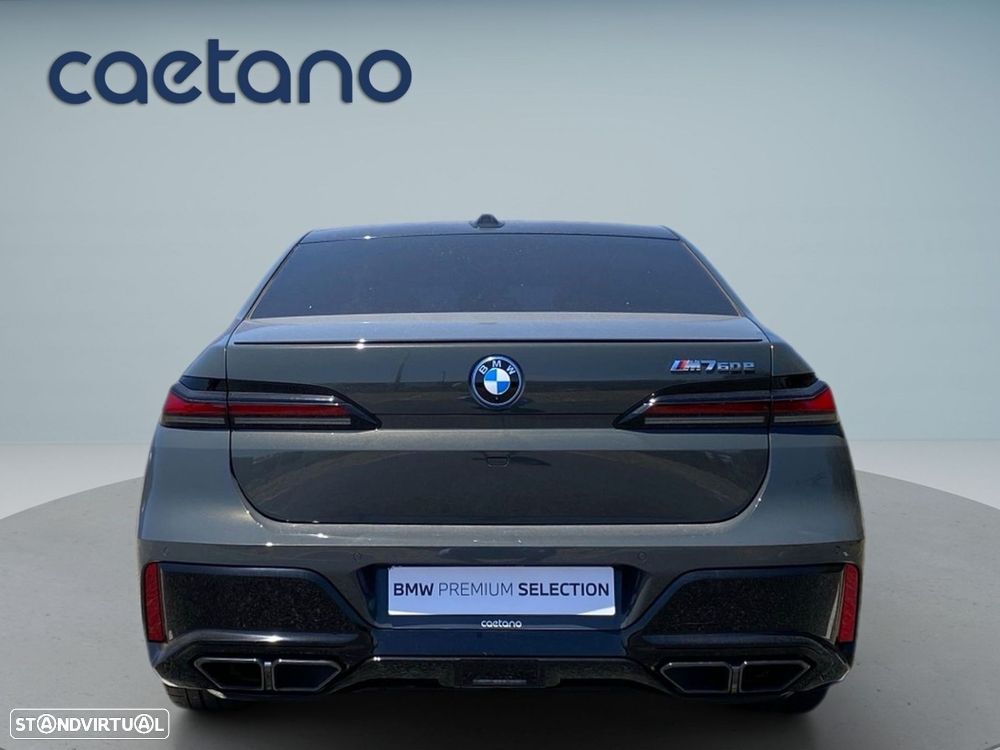 BMW 760 M760e xDrive - 30