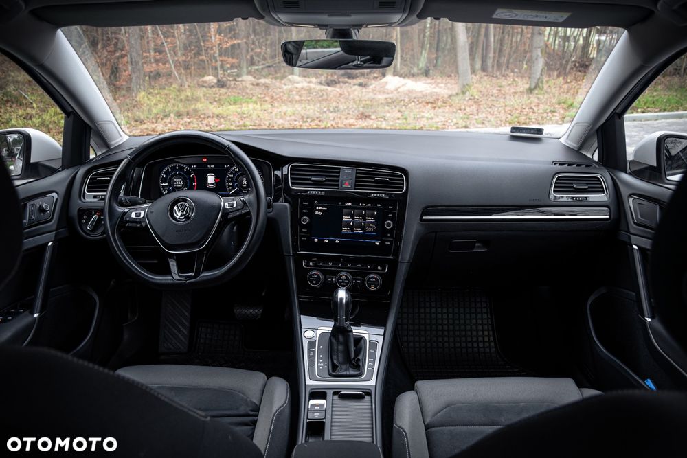 Volkswagen Golf 1.5 TSI BMT Evo Highline DSG - 11