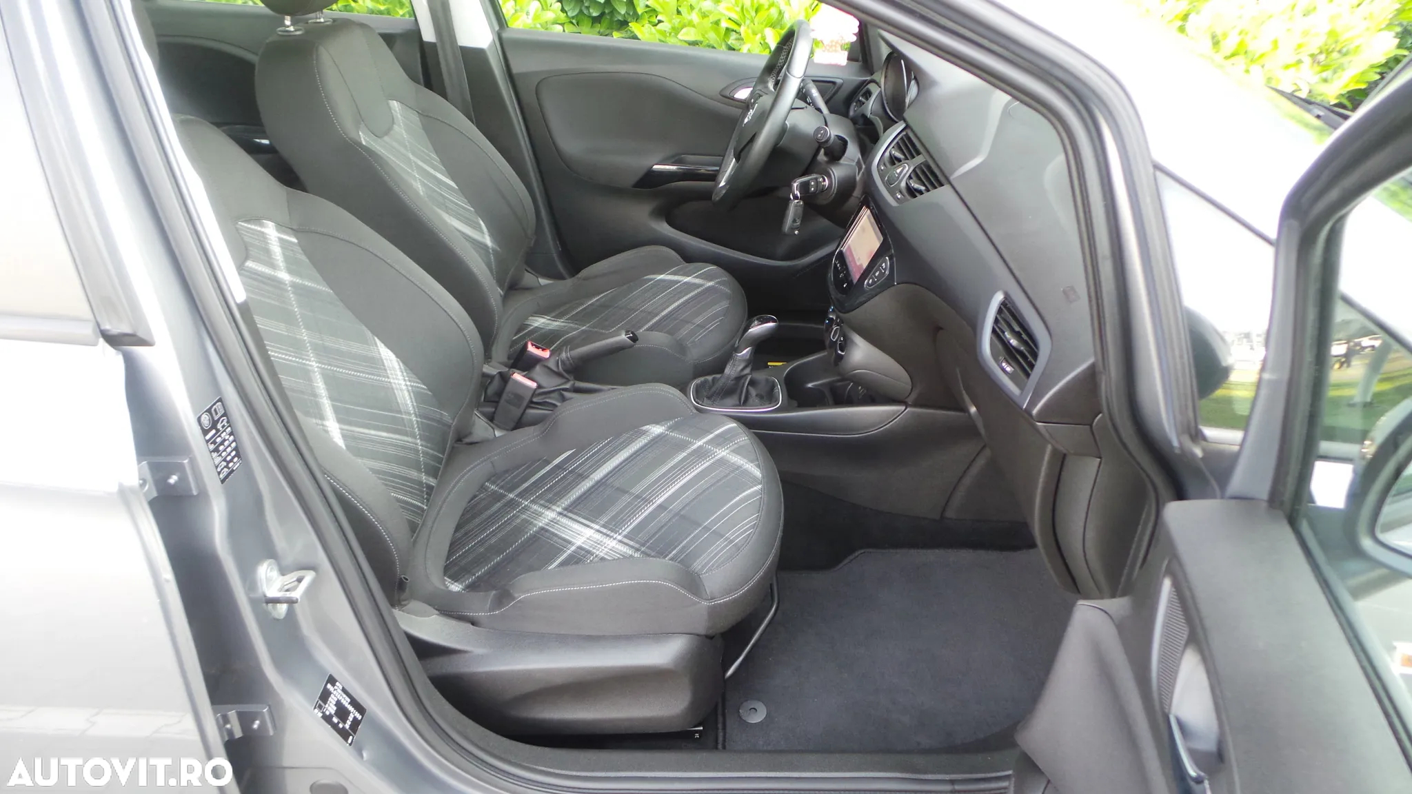 Opel Corsa 1.4 Automatik Edition - 6