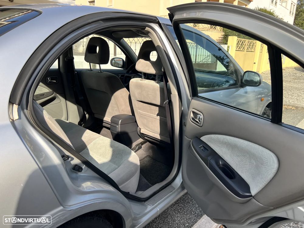 Nissan Almera 1.5 Comfort ABS+AC - 25