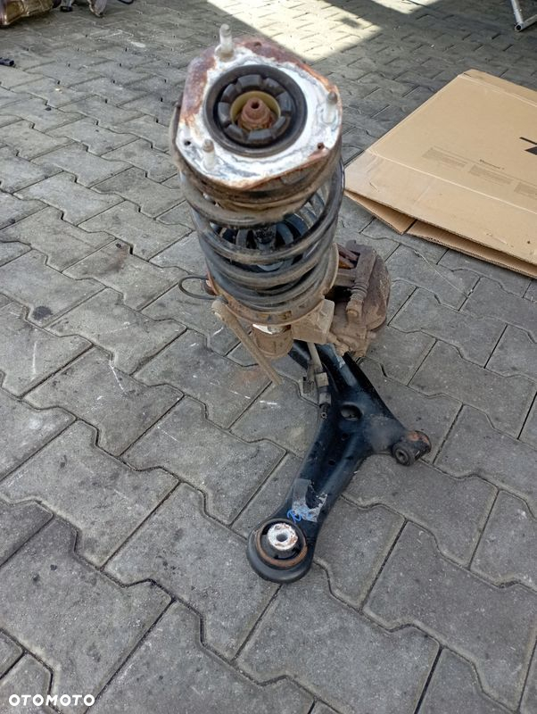 FORD B-MAX BMAX 1.5 TDCI ZWROTNICA LEWA PRZÓD PRZEDNIA WAHACZ - 2