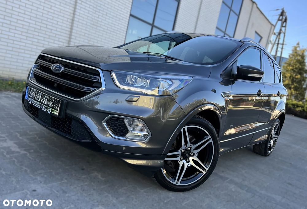 Ford Kuga 1.5 EcoBoost 4x4 ST-Line - 1