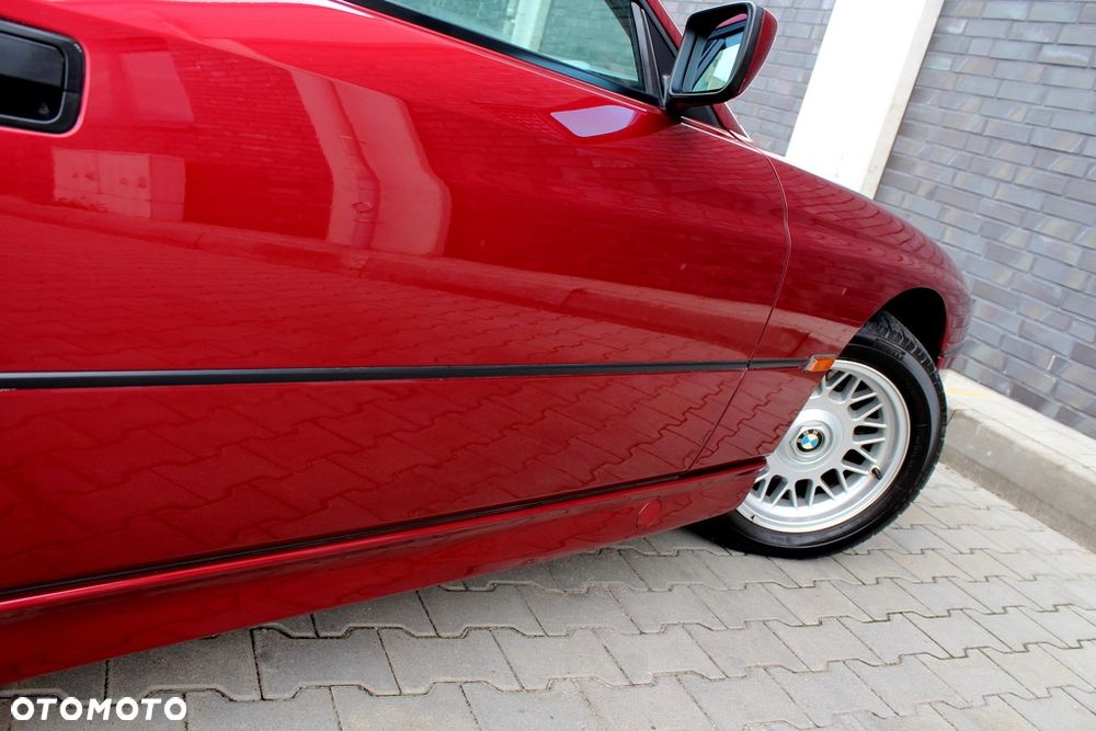 BMW Seria 8 - 26