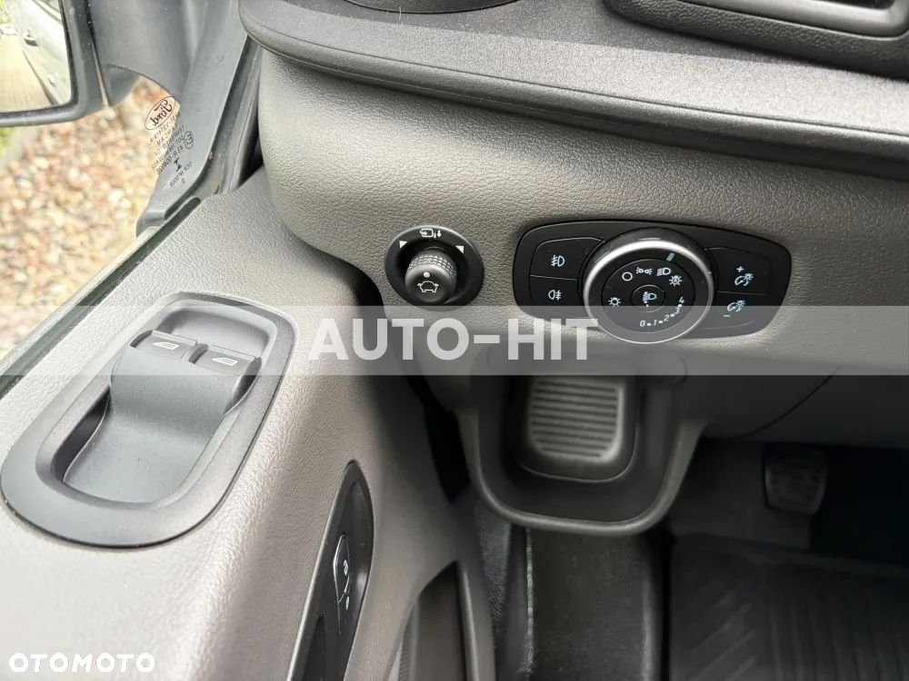 Ford Transit - 30