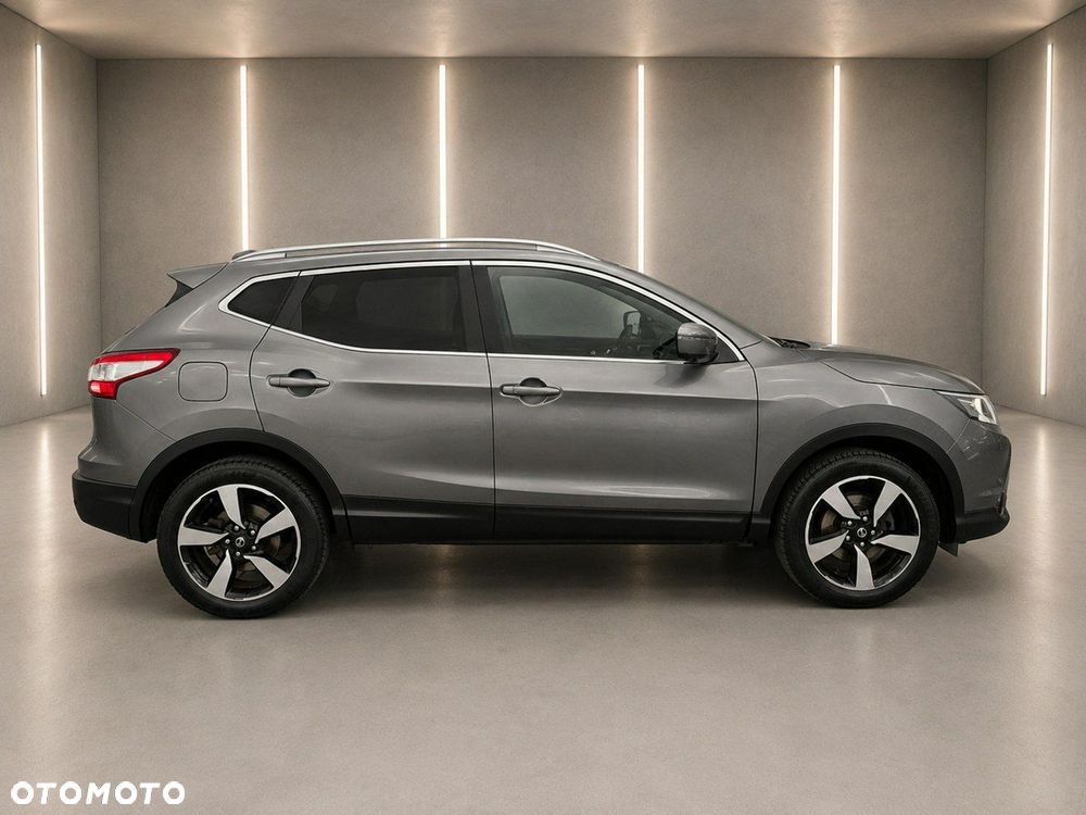 Nissan Qashqai - 4