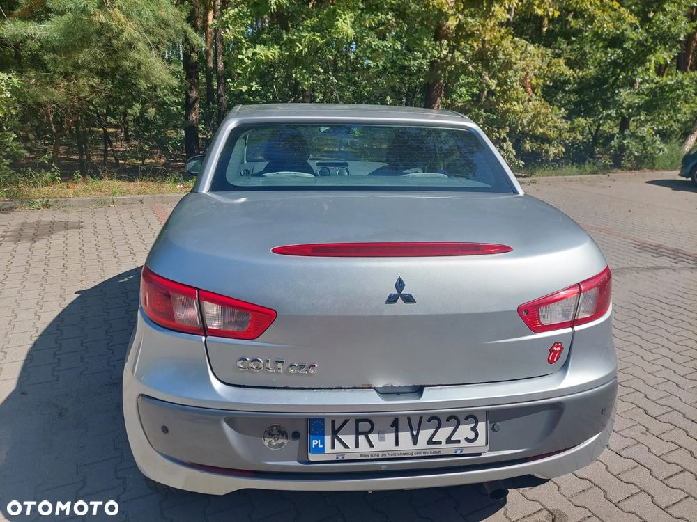 Mitsubishi Colt 1.5 - 12