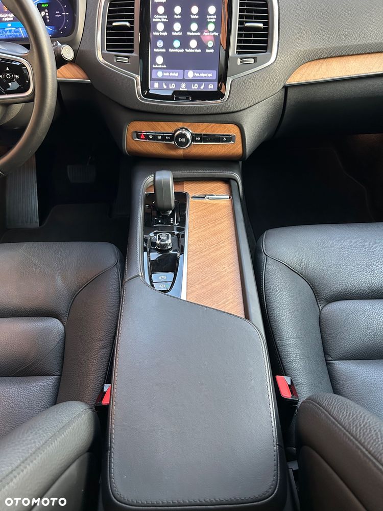 Volvo XC 90 T8 AWD Plug-In Hybrid Core Bright 7os - 11