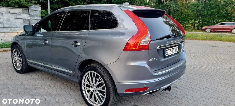 Volvo XC 60 T5 Drive-E Ocean Race - 3