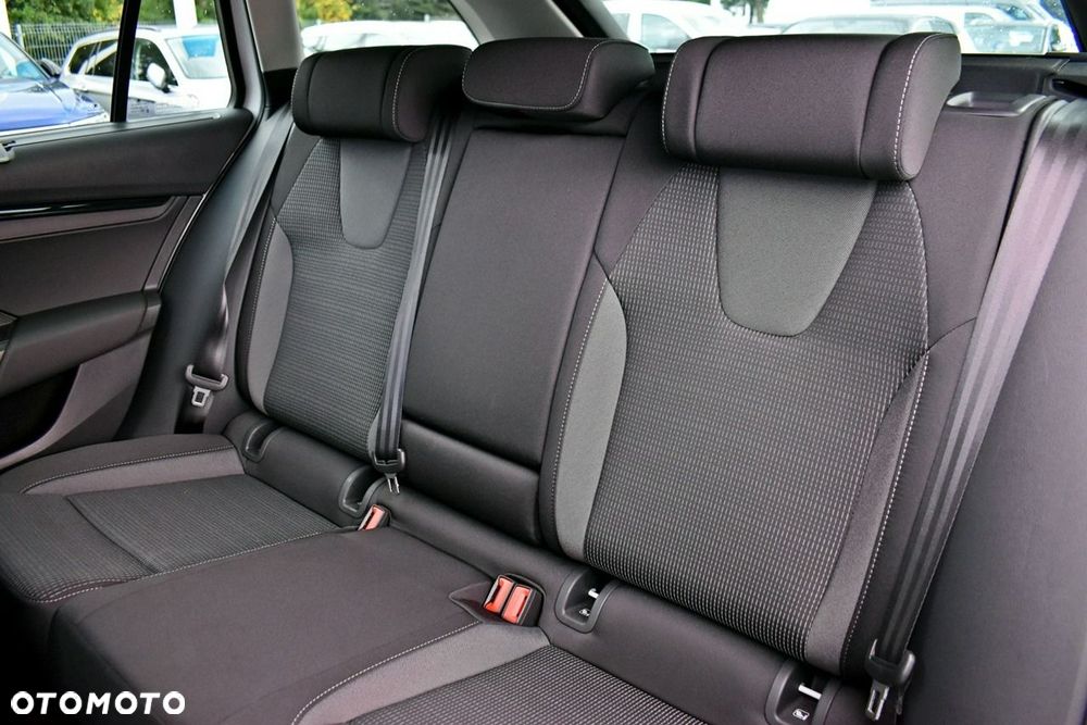Skoda Octavia 1.5 TSI Selection - 13