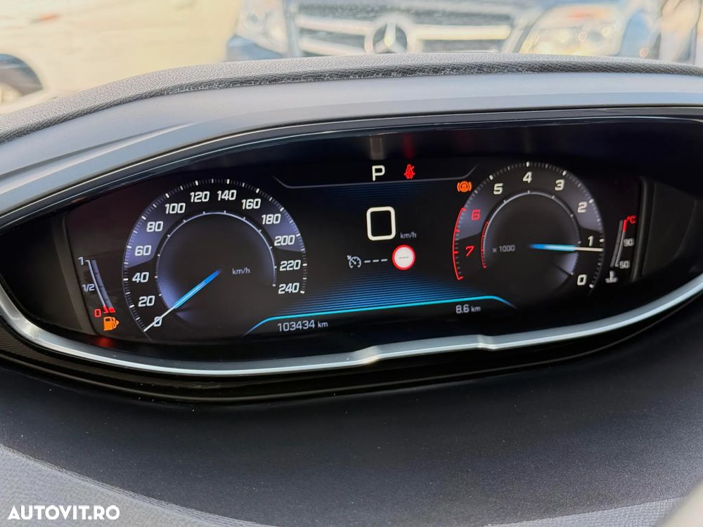 Peugeot 3008 1.6 THP EAT6 Allure - 10